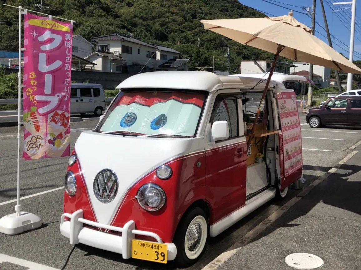 フランチャイズオーナー39cafeのクレープキッチンカー