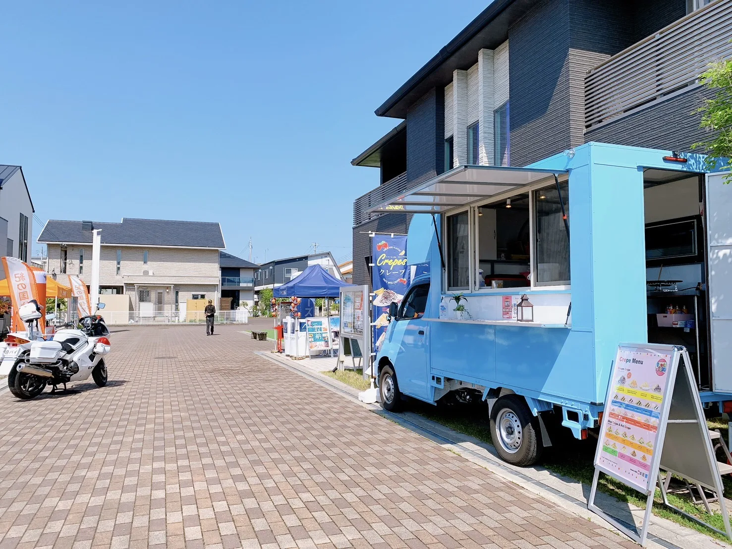 アイ工務店和歌山展示場（KTVハウジング内）にクレープのキッチンカーで出店