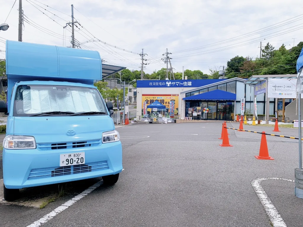 ヤマト住建住まいのギャラリー西宮北店にクレープのキッチンカーで出店中