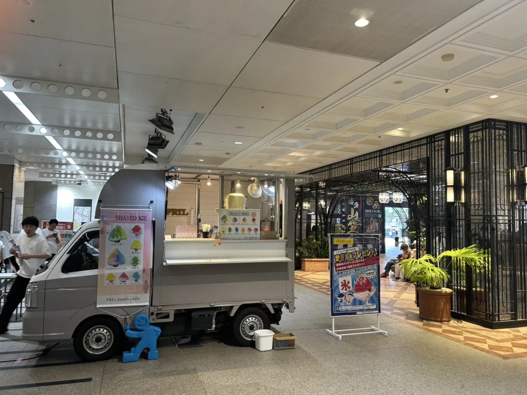 ライオン広場にキッチンカー出店