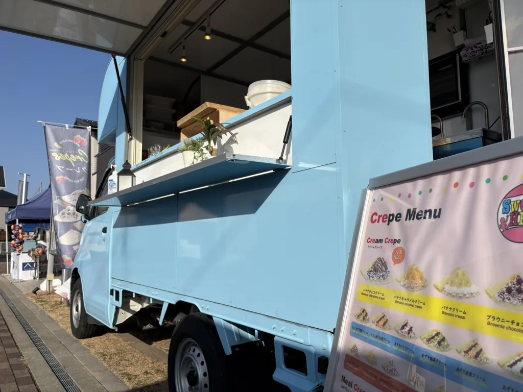 キッチンカーから見たアイ工務店和歌山展示場