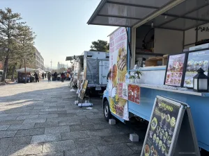梅小路公園のマルシェの様子